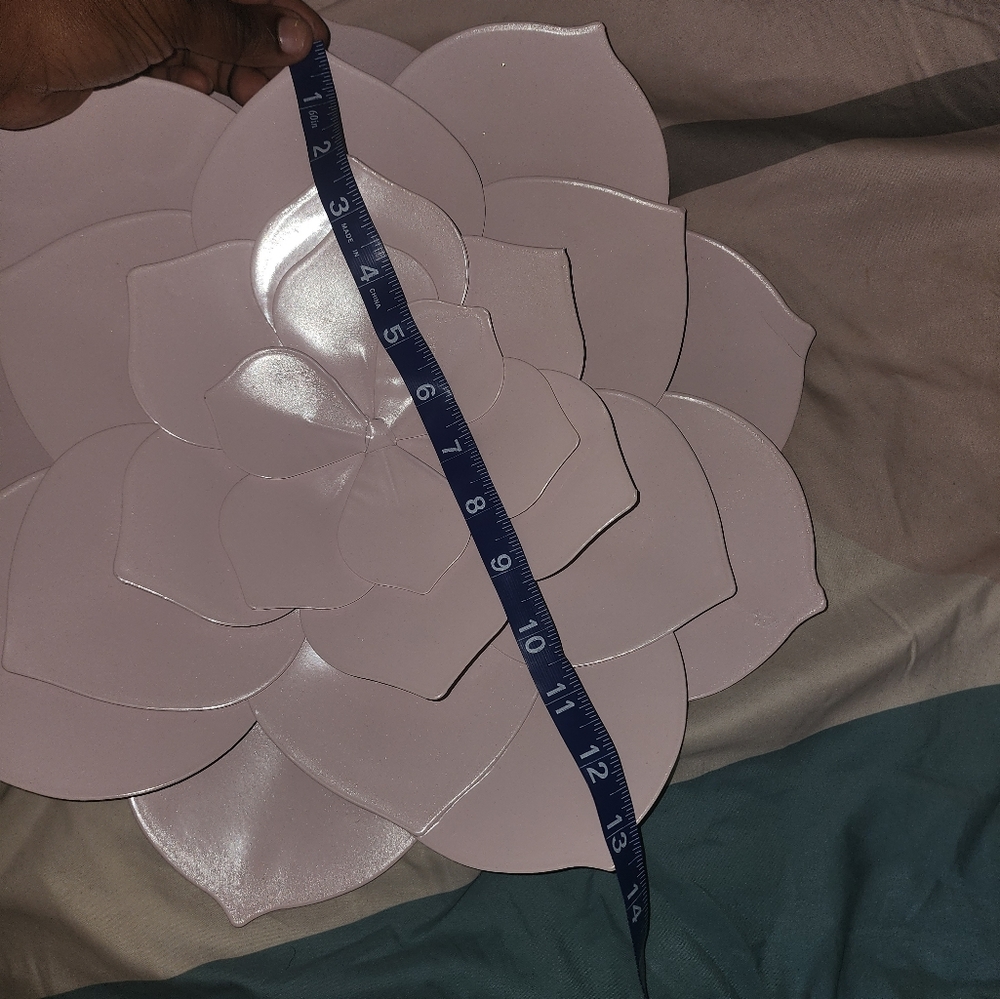 Bedroom pink Metal wall Flower - Picture 3 of 4
